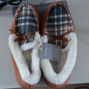 NEW Plaid and Faux Fur Slippers